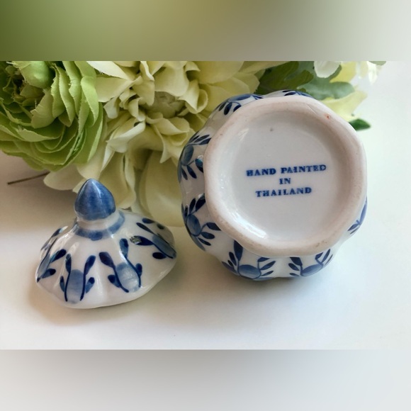 Vintage 1950’s Miniature Ginger Jar w/Lid - Picture 2 of 6